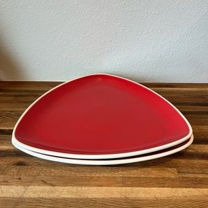 (2) Oneida Stealth Aztec Red Triangle Serving Platters / Plates
12.25” Triangle